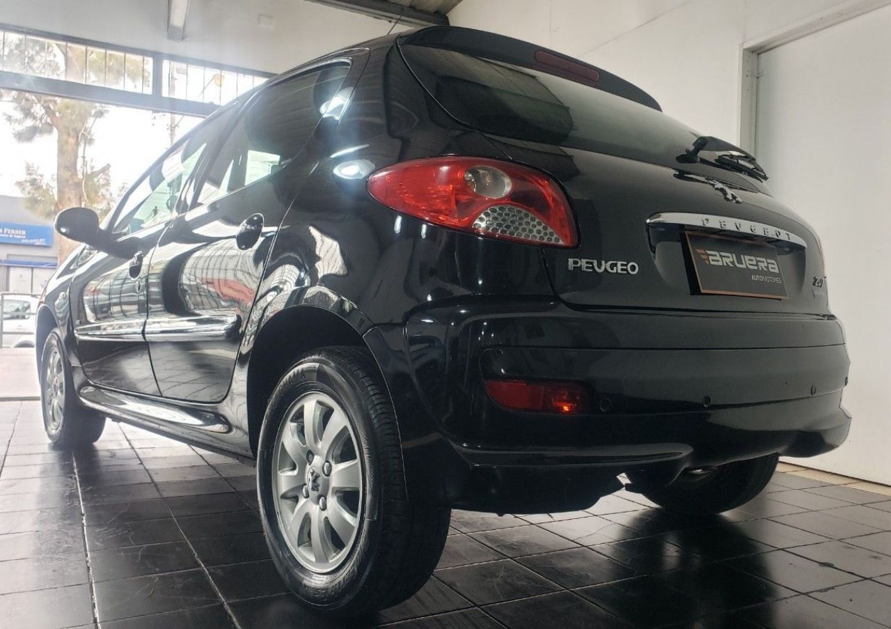Peugeot 207 Usado Financiado en Mendoza, deRuedas