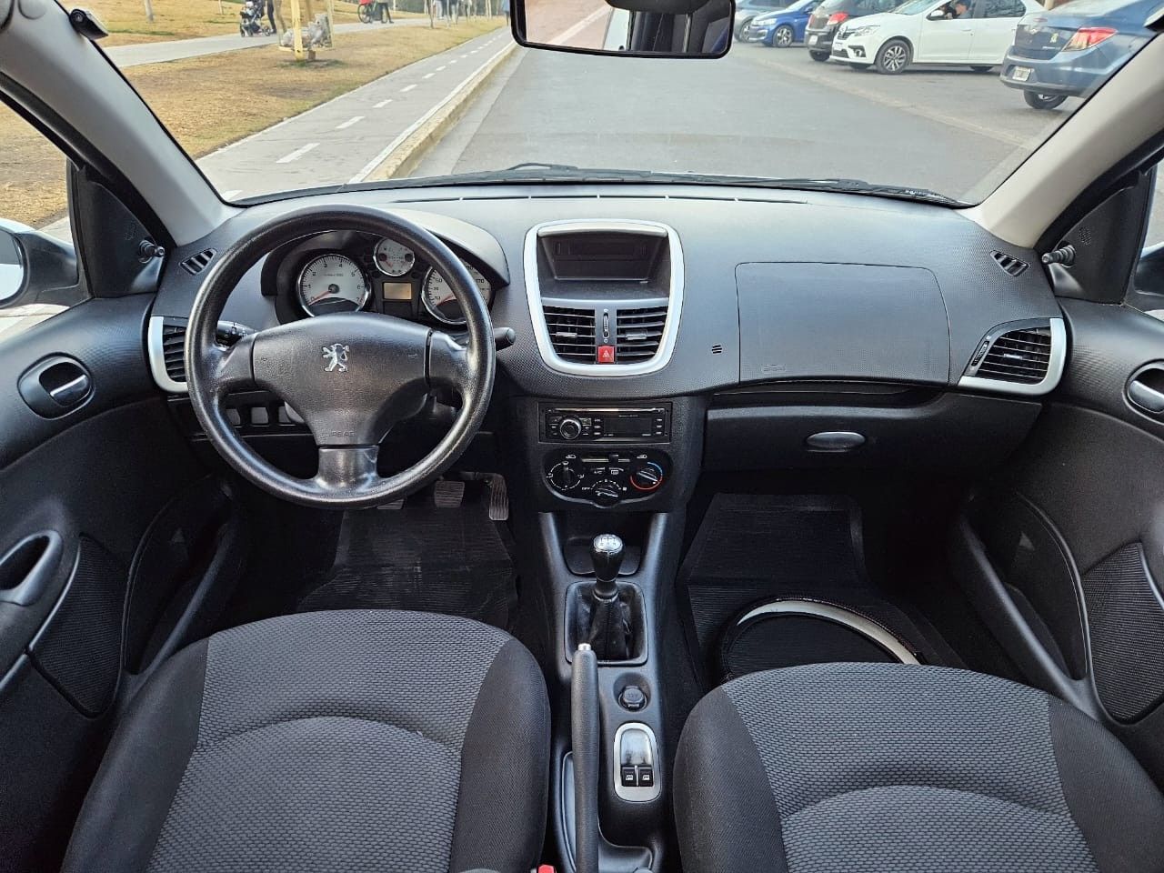 Peugeot 207 Usado Financiado en Mendoza, deRuedas