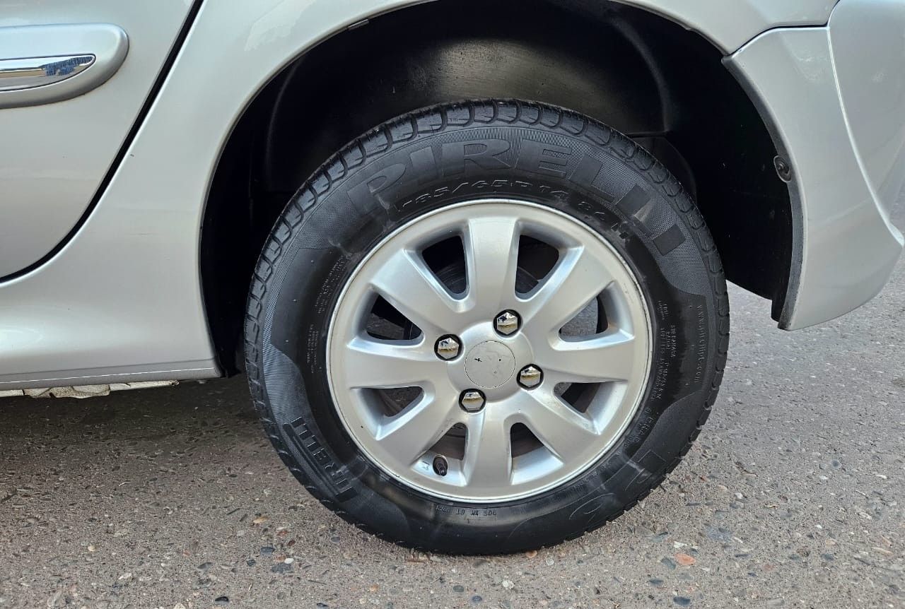 Peugeot 207 Usado Financiado en Mendoza, deRuedas
