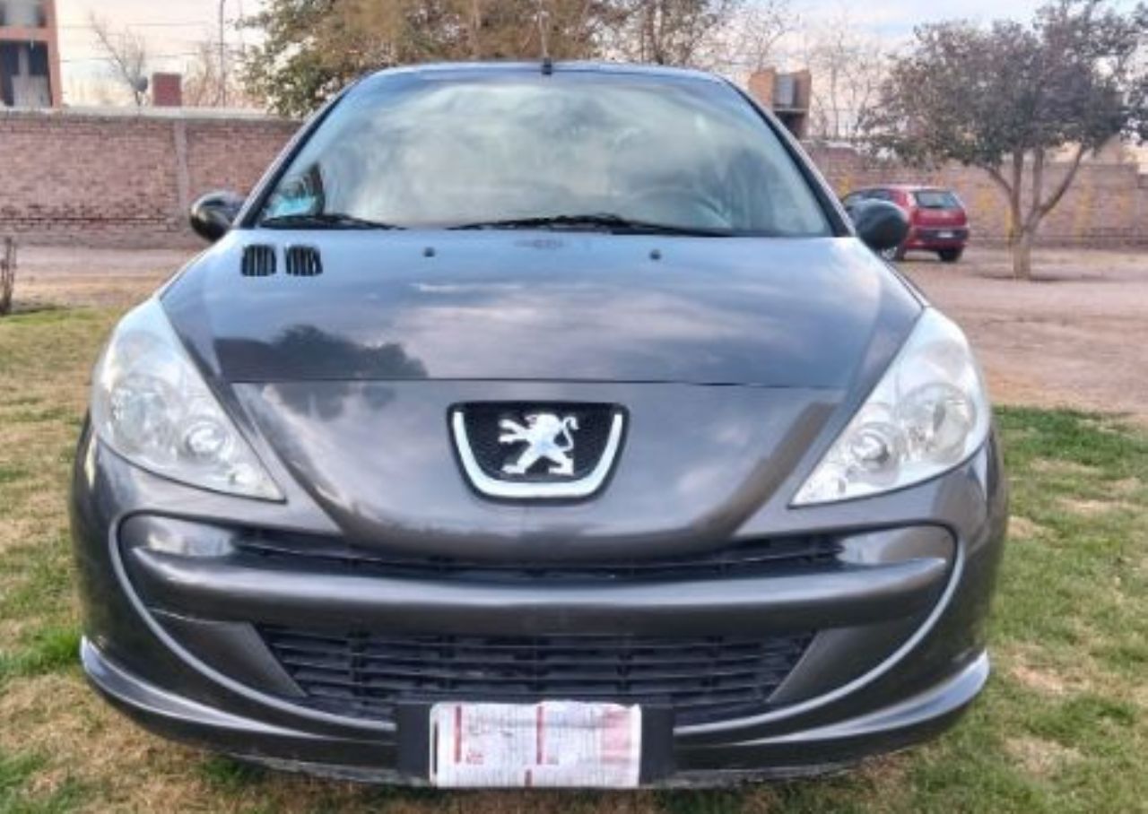 Peugeot 207 Usado en Mendoza, deRuedas