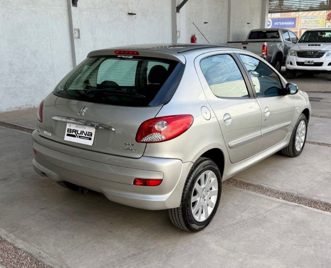 Peugeot 207 Usado Financiado en Mendoza, deRuedas