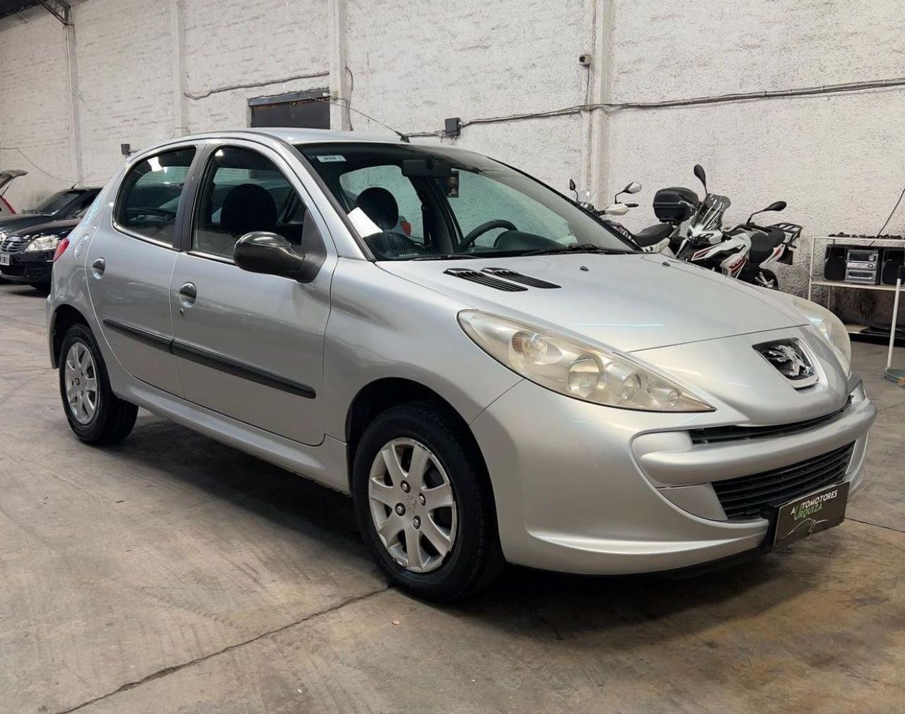 Peugeot 207 Usado Financiado en Mendoza, deRuedas