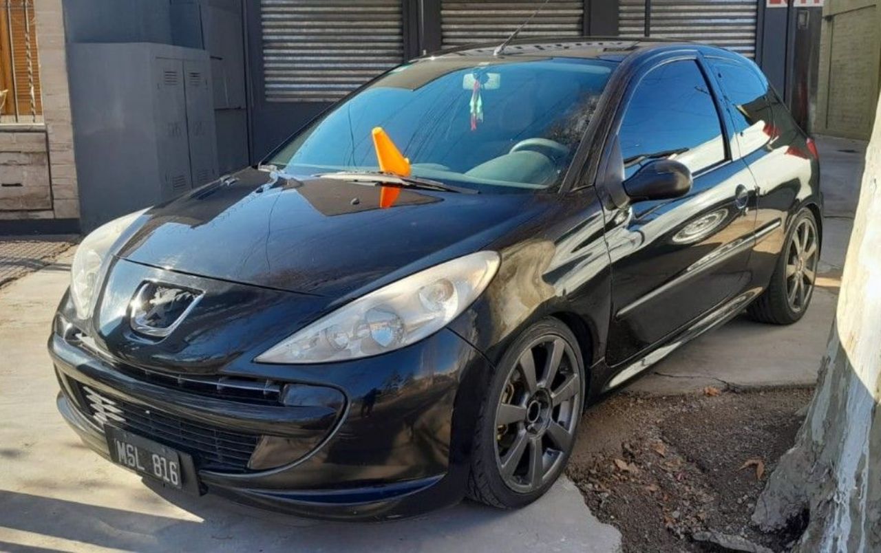 Peugeot 207 Usado Financiado en Mendoza, deRuedas