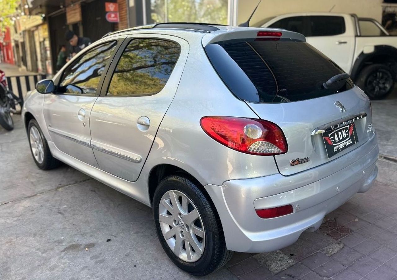 Peugeot 207 Usado en Mendoza, deRuedas