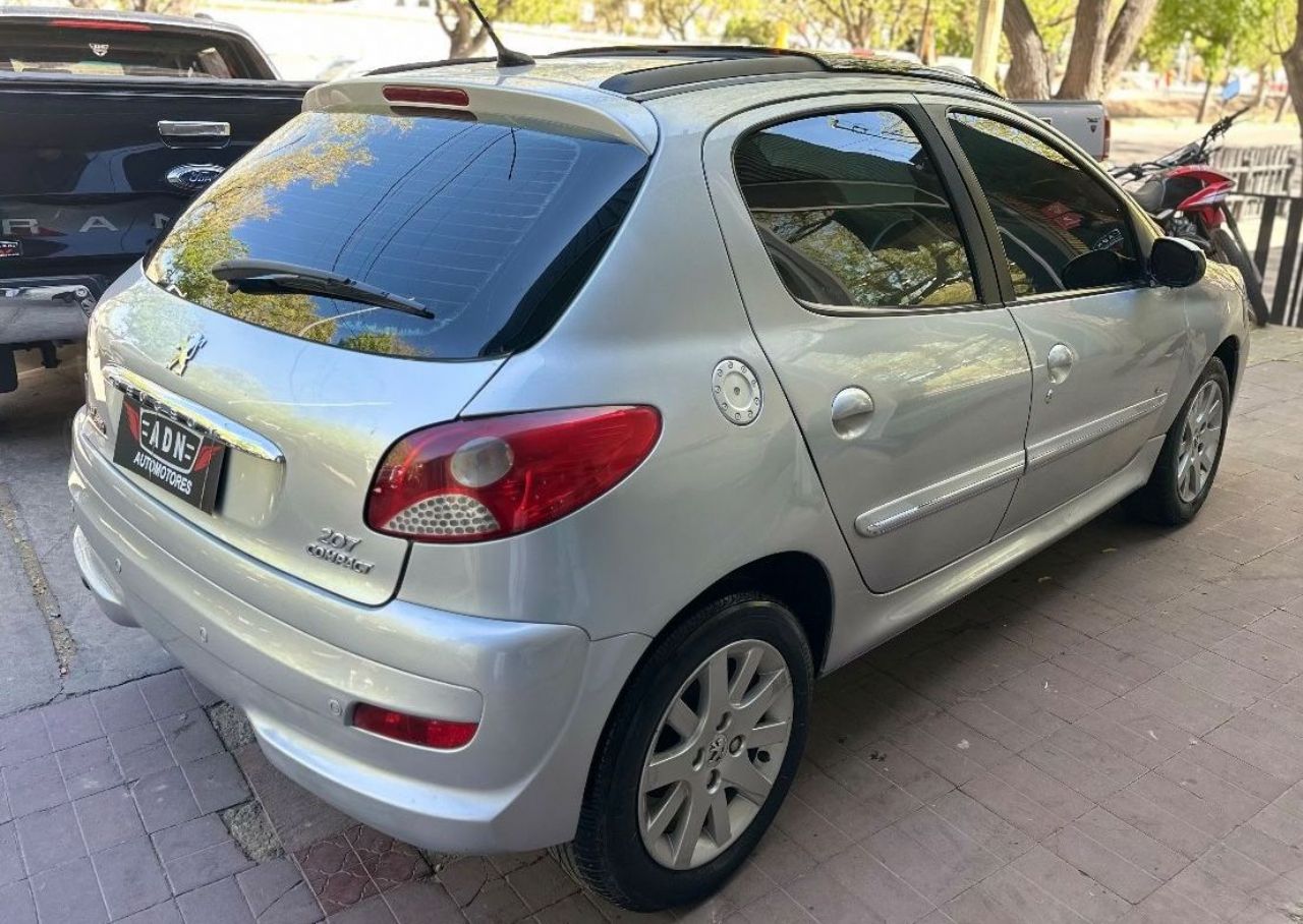 Peugeot 207 Usado en Mendoza, deRuedas