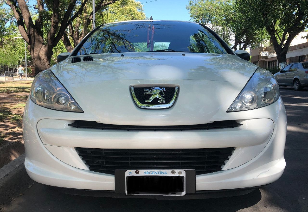 Peugeot 207 Usado en Mendoza, deRuedas