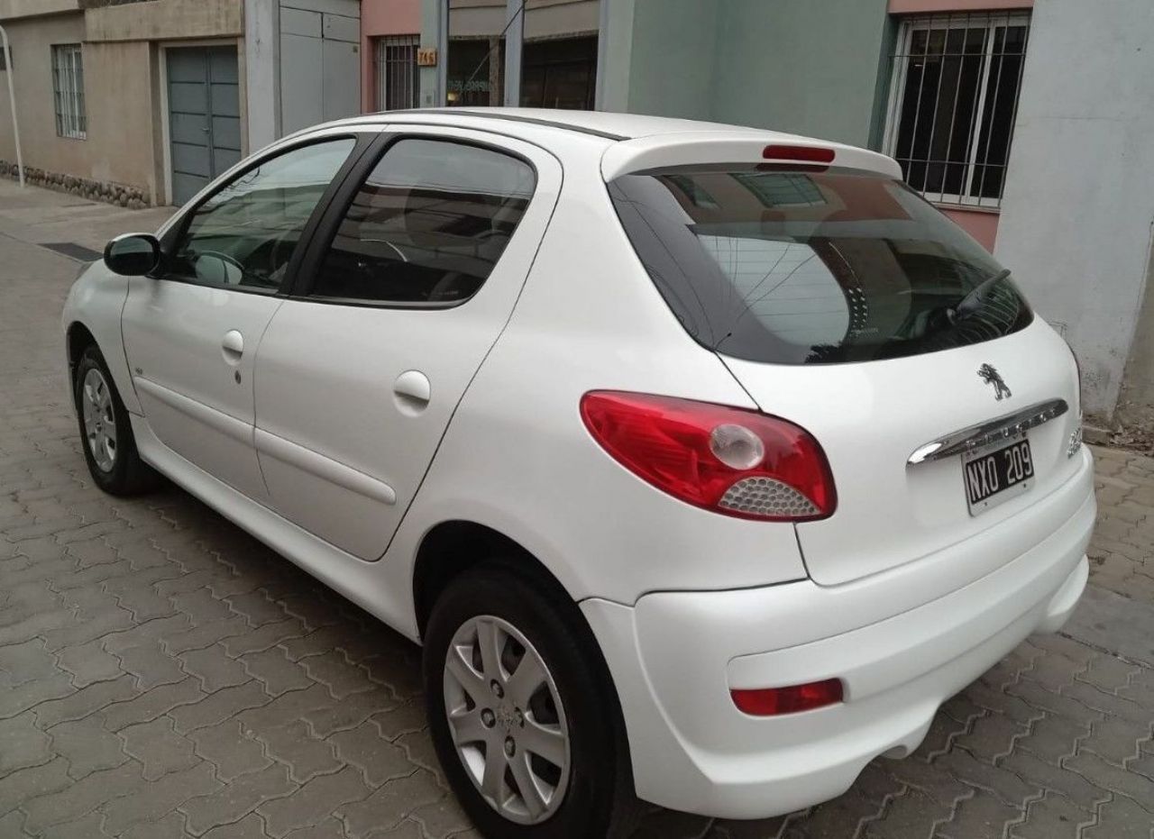 Peugeot 207 Usado en Mendoza, deRuedas