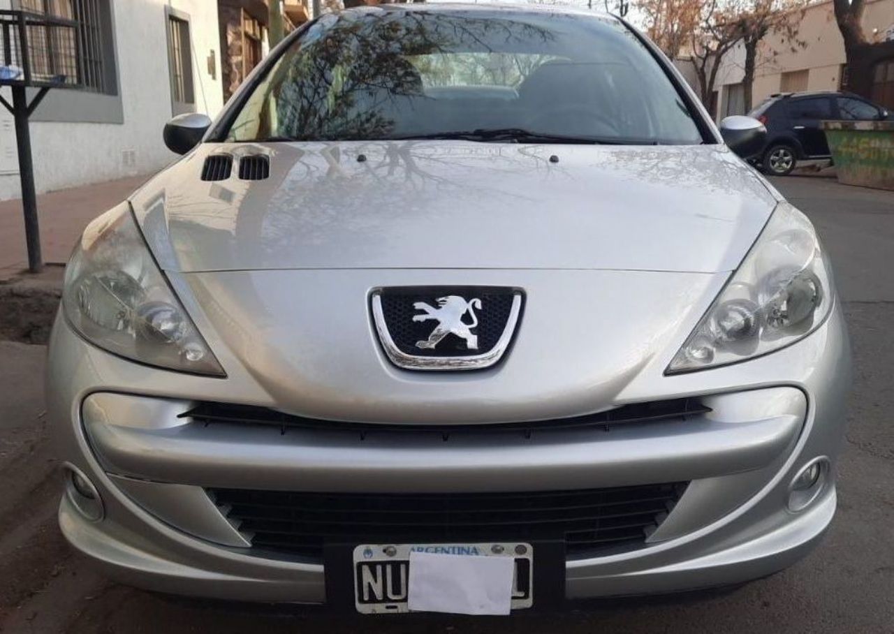 Peugeot 207 Usado Financiado en Mendoza, deRuedas