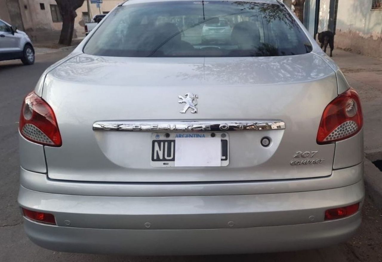 Peugeot 207 Usado Financiado en Mendoza, deRuedas