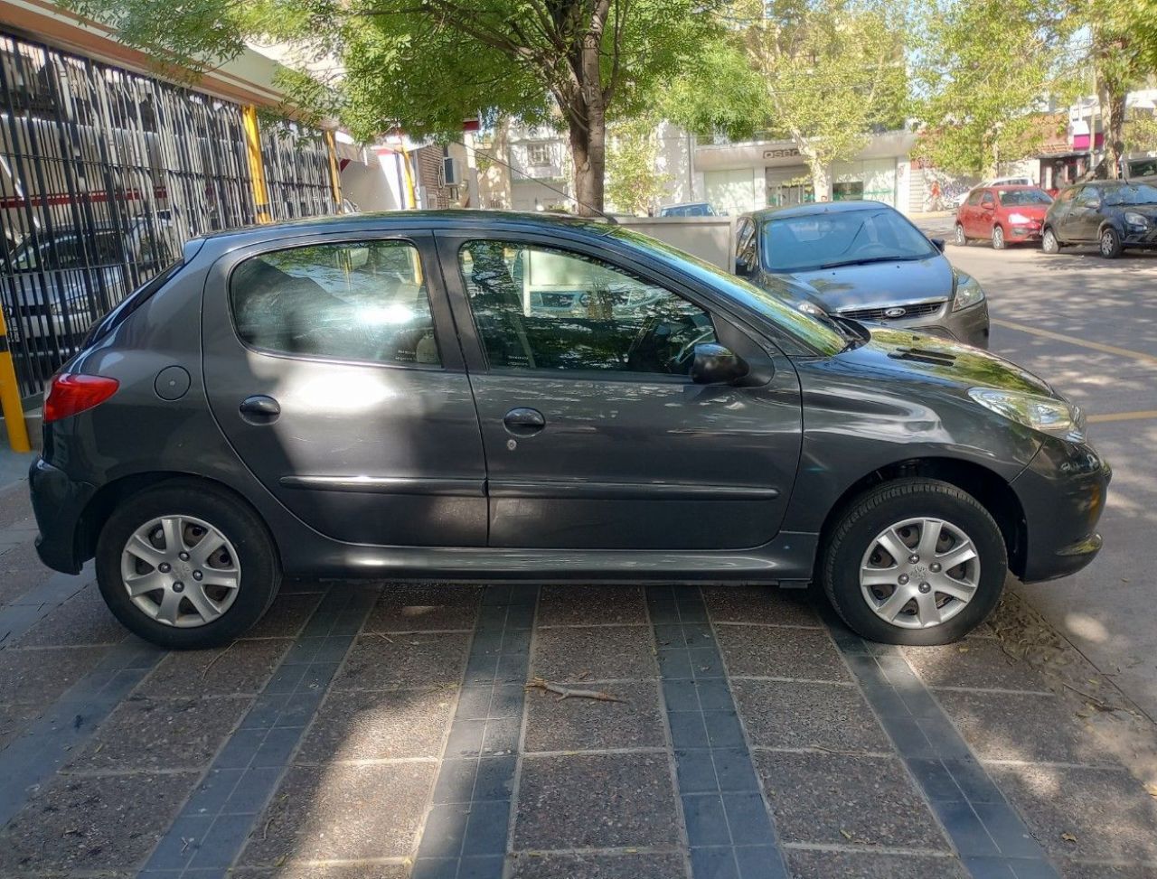 Peugeot 207 Usado en Mendoza, deRuedas