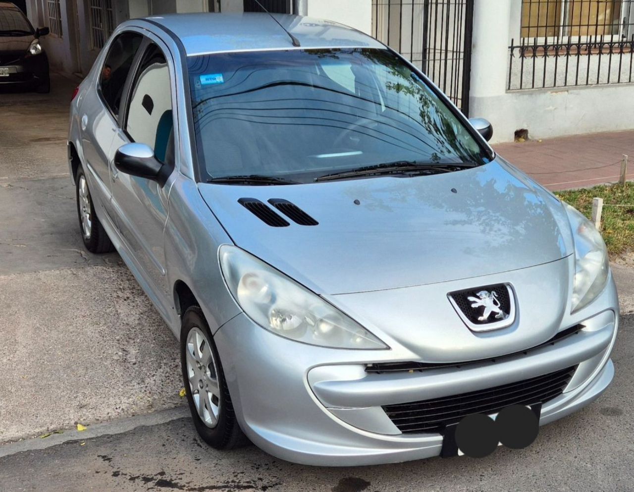 Peugeot 207 Usado Financiado en Mendoza, deRuedas