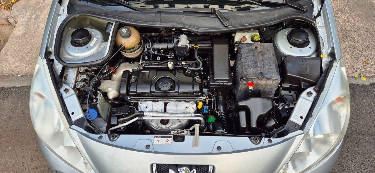 Peugeot 207 Usado Financiado en Mendoza, deRuedas