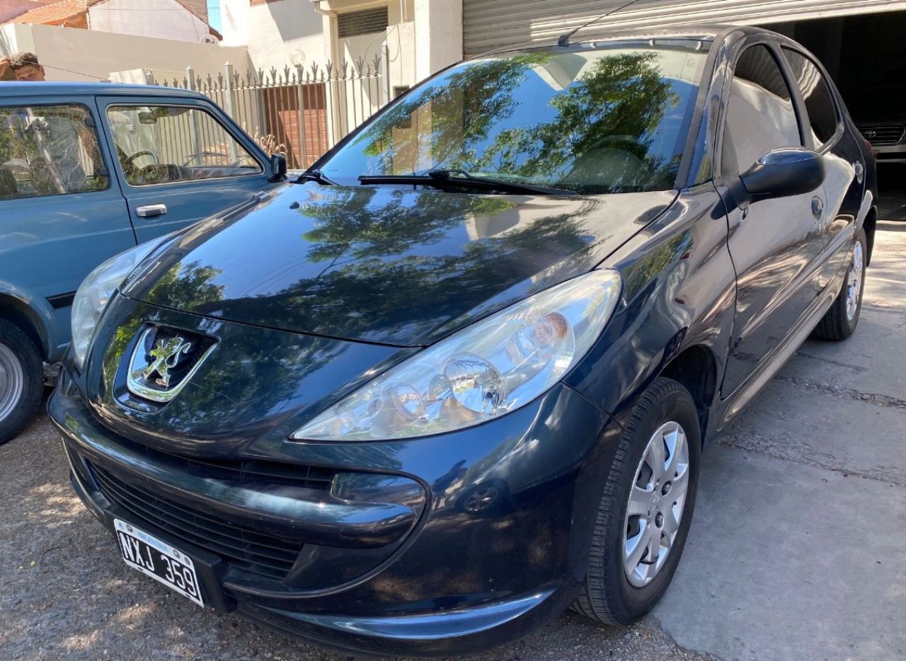Peugeot 207 Usado Financiado en Mendoza, deRuedas