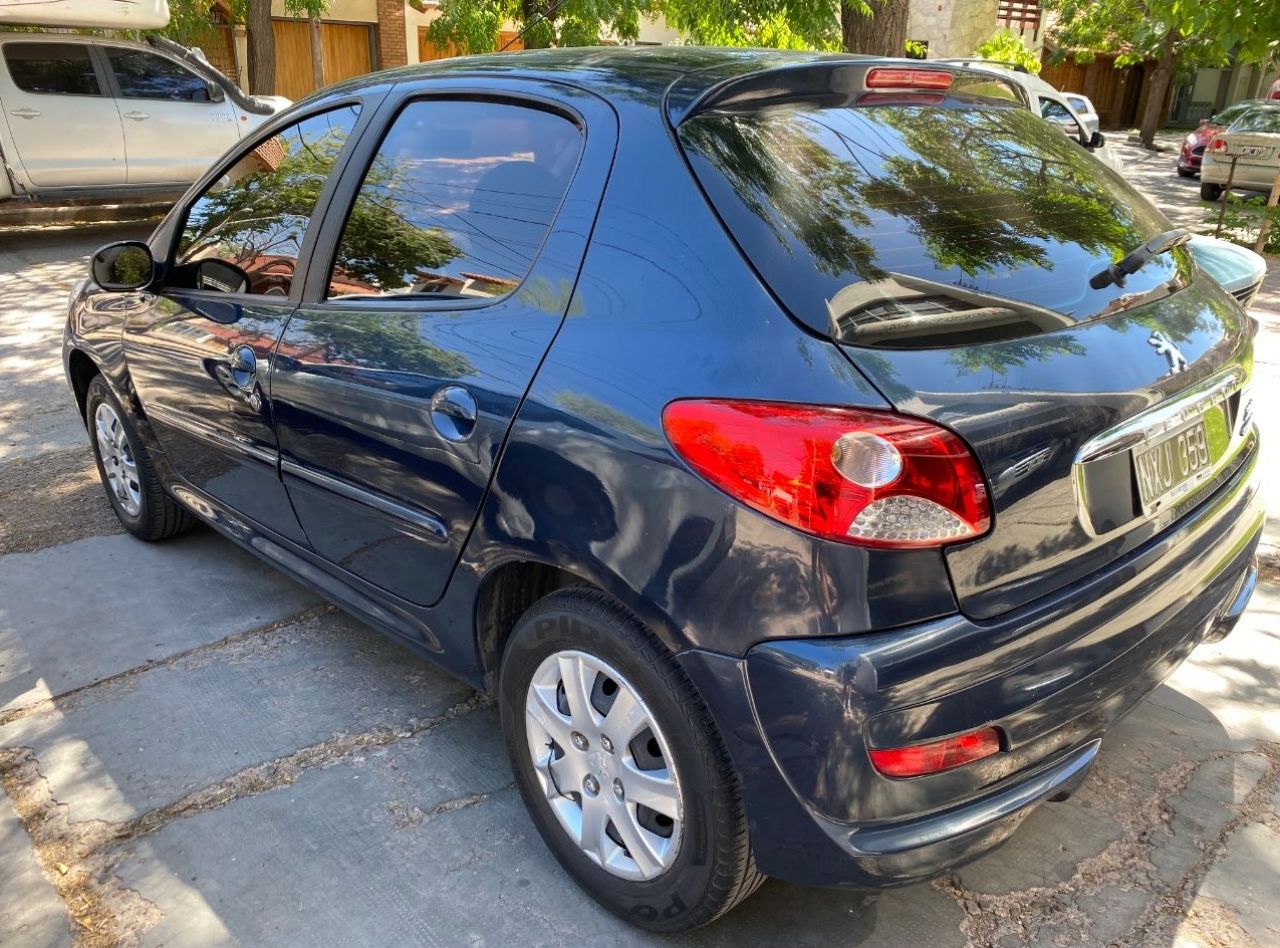 Peugeot 207 Usado Financiado en Mendoza, deRuedas