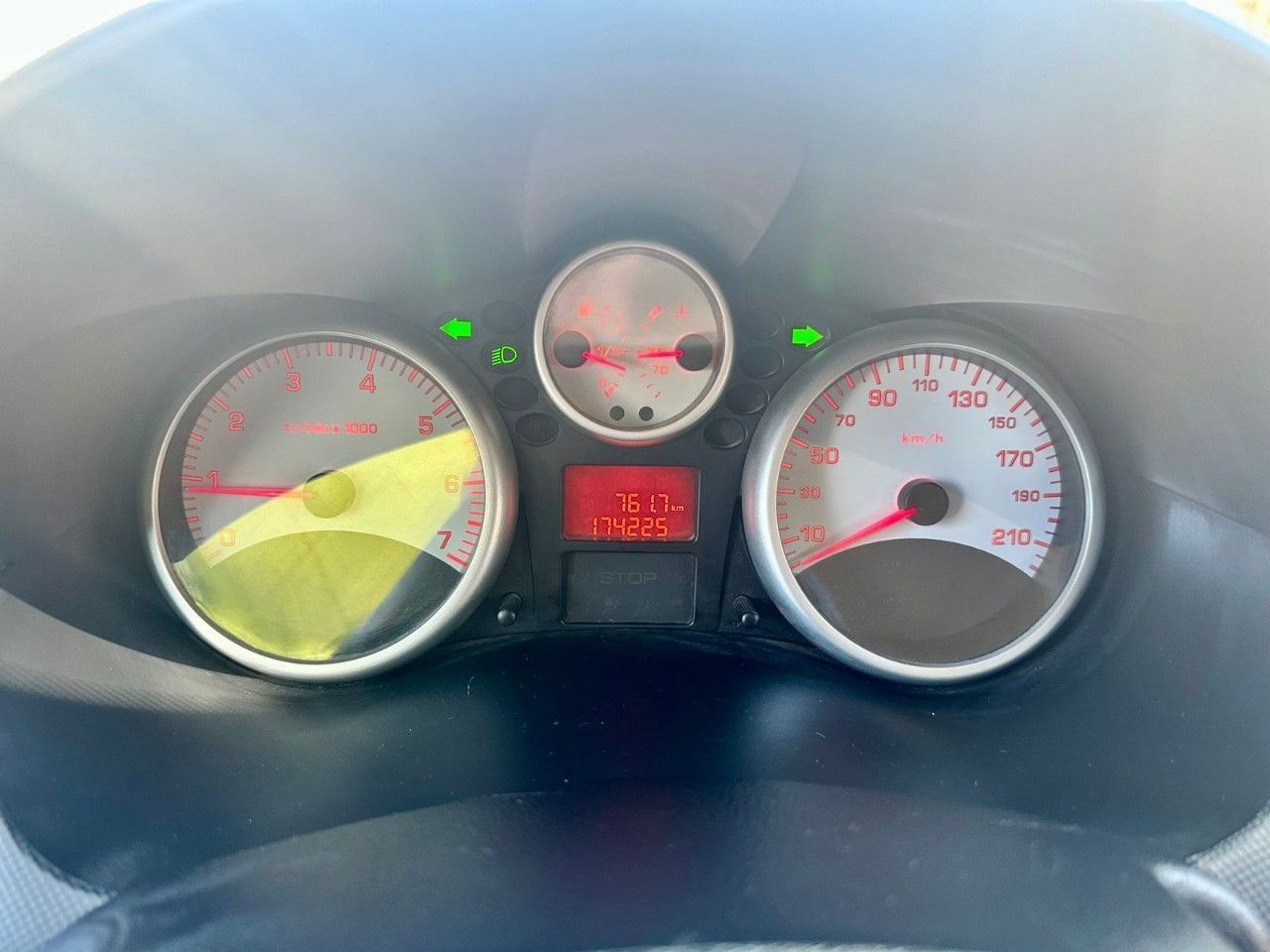Peugeot 207 Usado Financiado en Mendoza, deRuedas