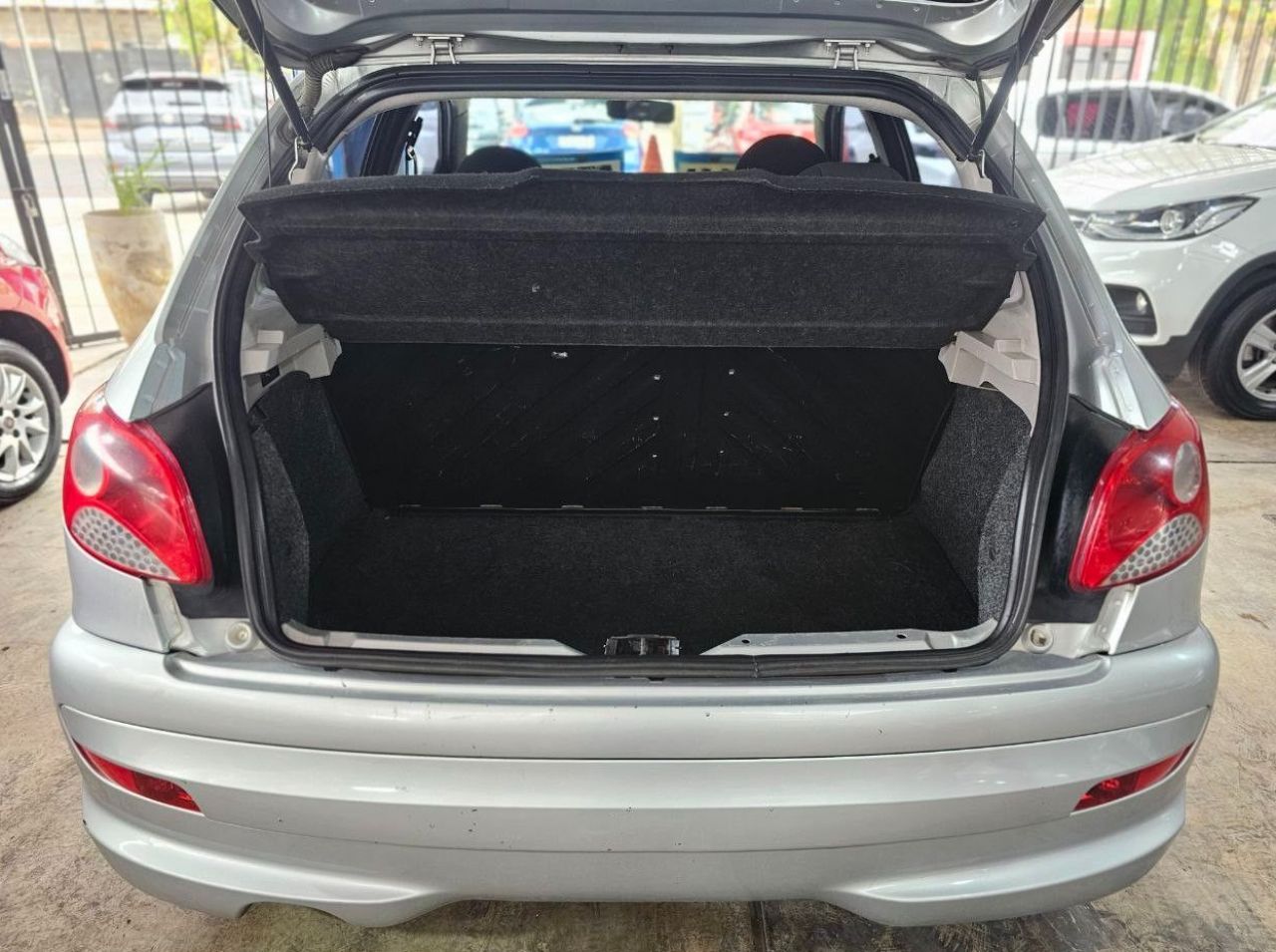 Peugeot 207 Usado en Mendoza, deRuedas