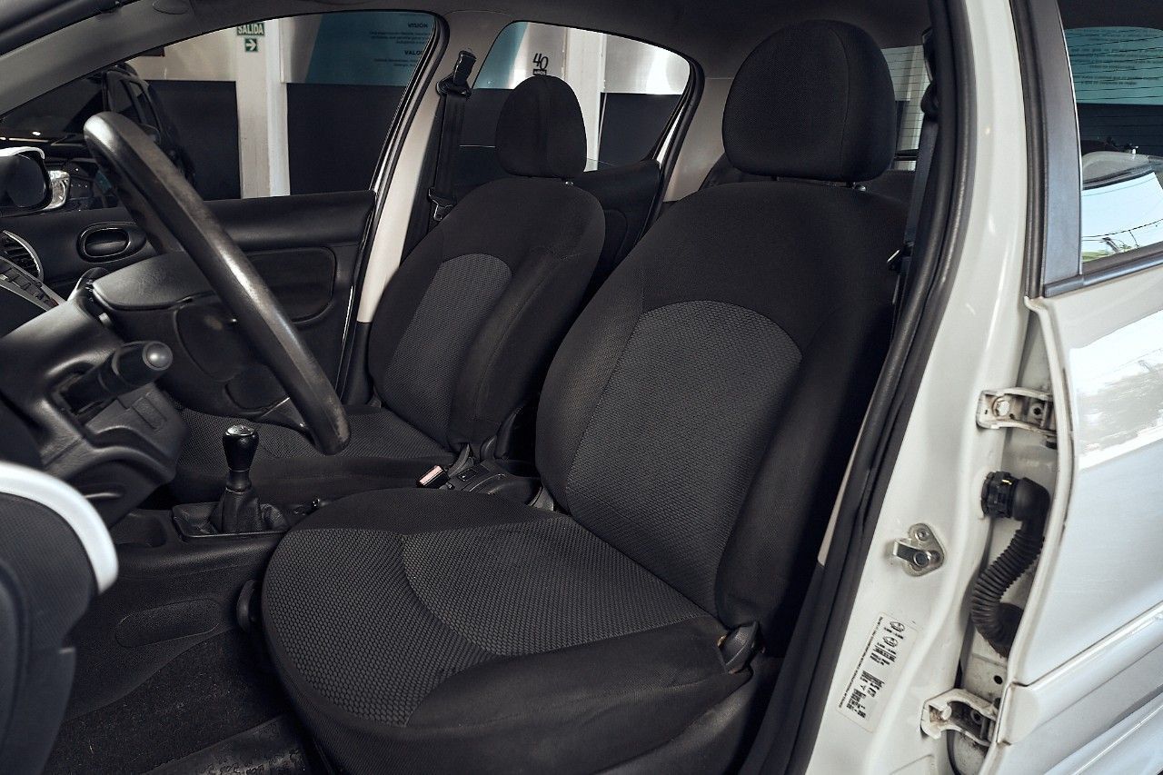 Peugeot 207 Usado Financiado en Córdoba, deRuedas