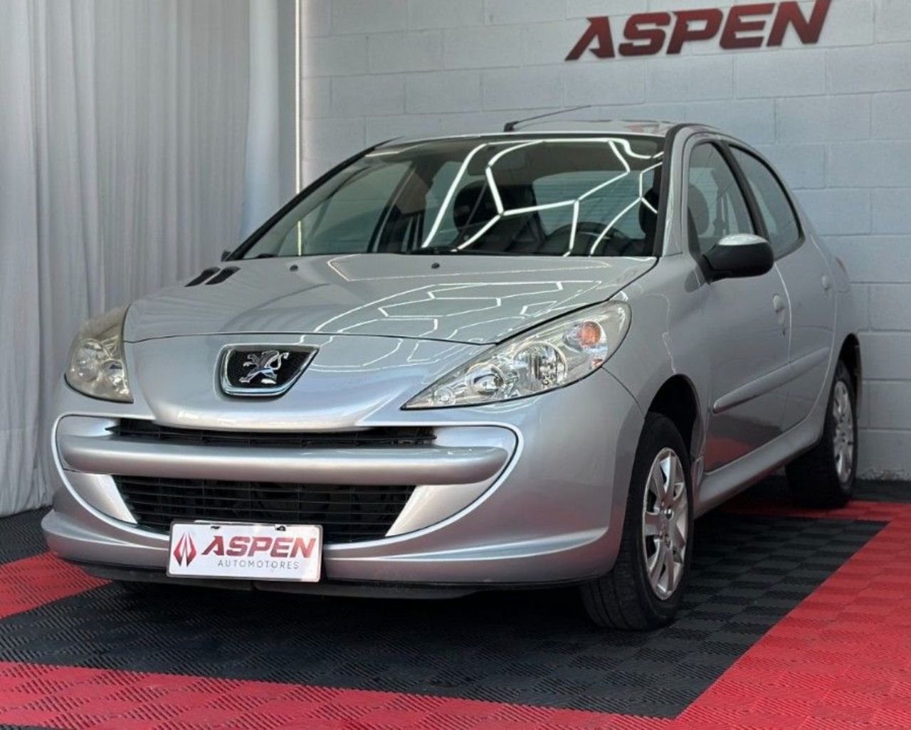 Peugeot 207 Usado Financiado en Córdoba, deRuedas