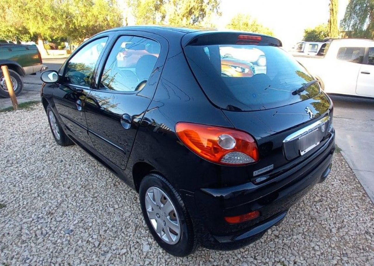 Peugeot 207 Usado Financiado en San Juan, deRuedas