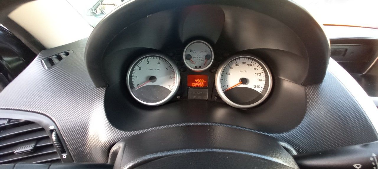 Peugeot 207 Usado Financiado en San Juan, deRuedas