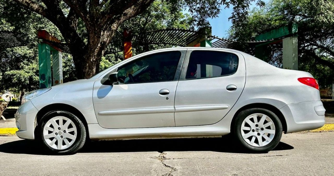 Peugeot 207 Usado Financiado en Córdoba, deRuedas