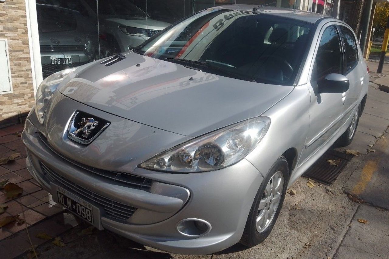 Peugeot 207 Usado en Mendoza, deRuedas