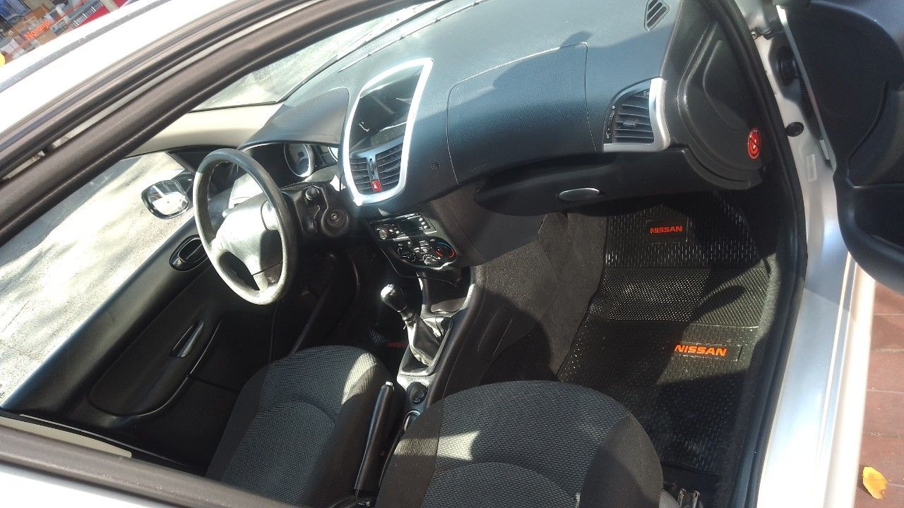 Peugeot 207 Usado en Mendoza, deRuedas