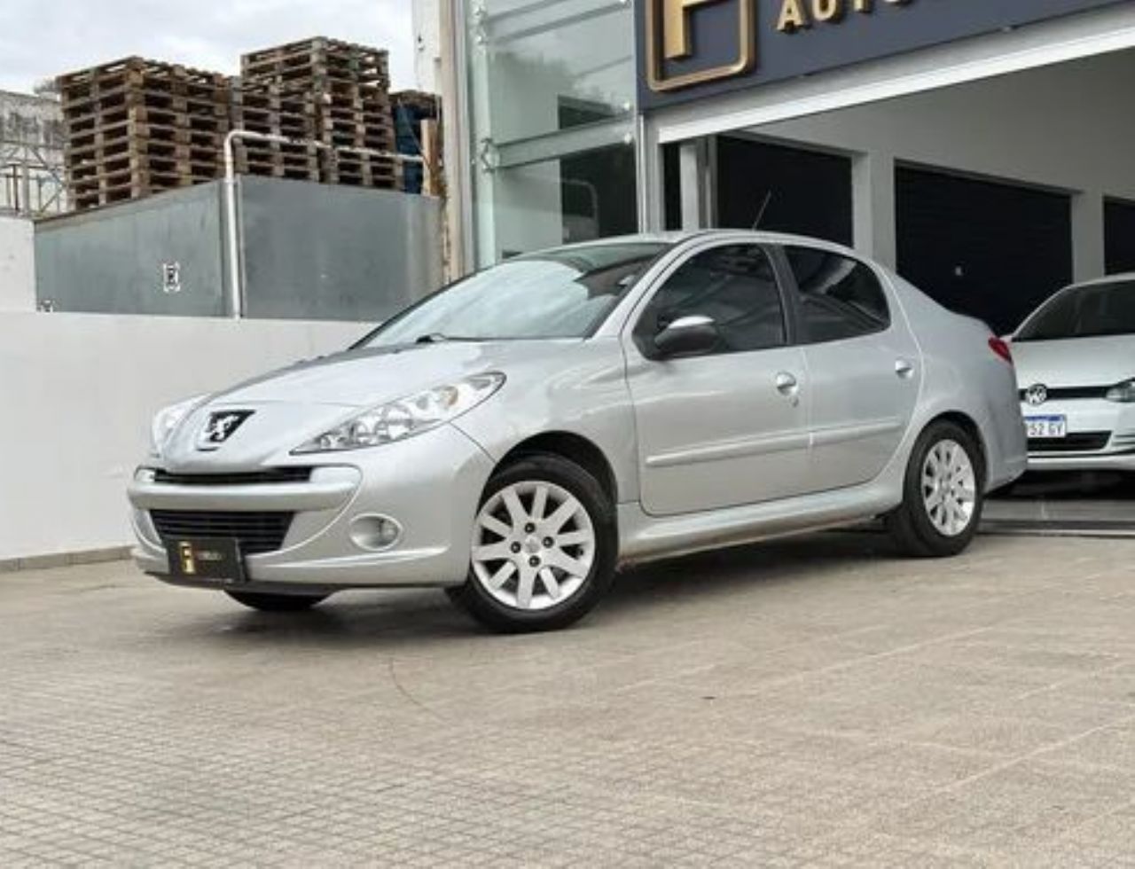 Peugeot 207 Usado Financiado en Córdoba, deRuedas