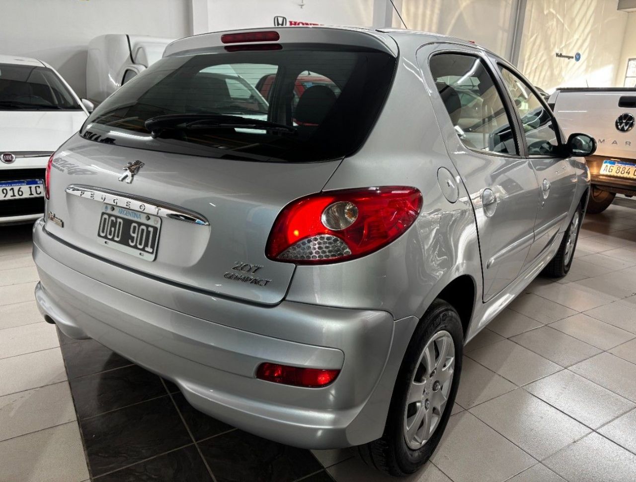 Peugeot 207 Usado Financiado en Mendoza, deRuedas