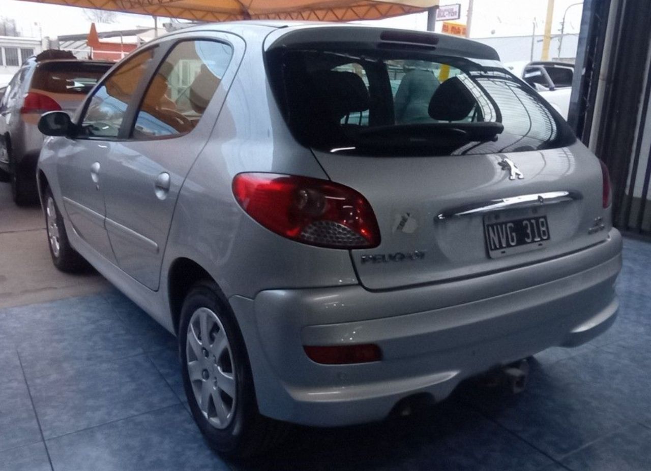 Peugeot 207 Usado Financiado en Mendoza, deRuedas