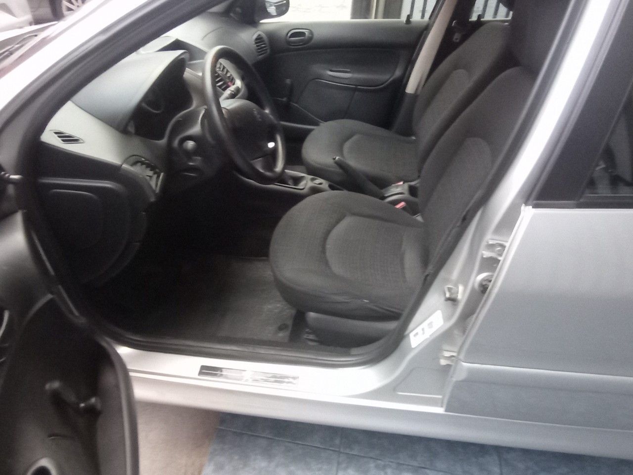 Peugeot 207 Usado Financiado en Mendoza, deRuedas