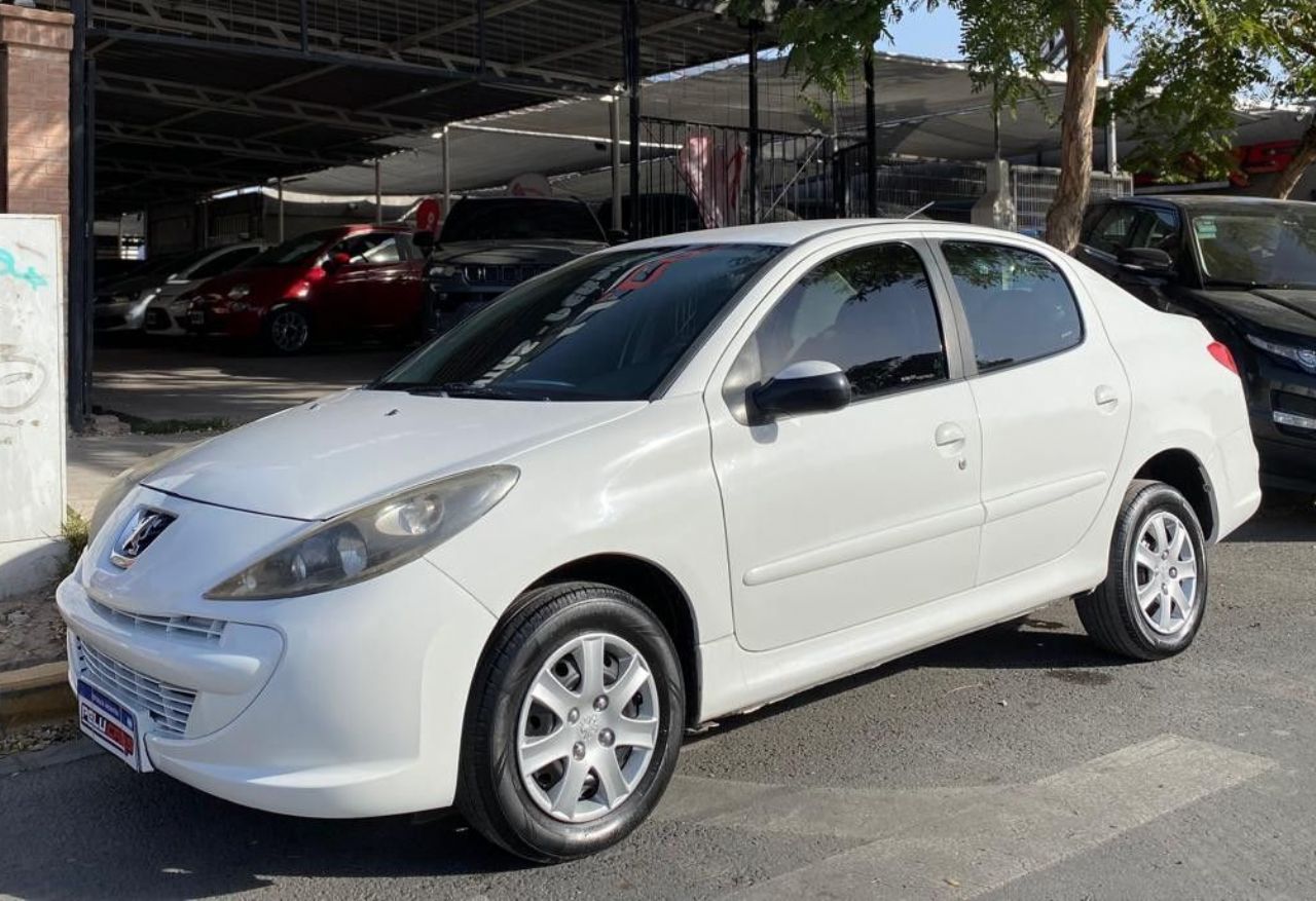 Peugeot 207 Usado Financiado en San Juan, deRuedas