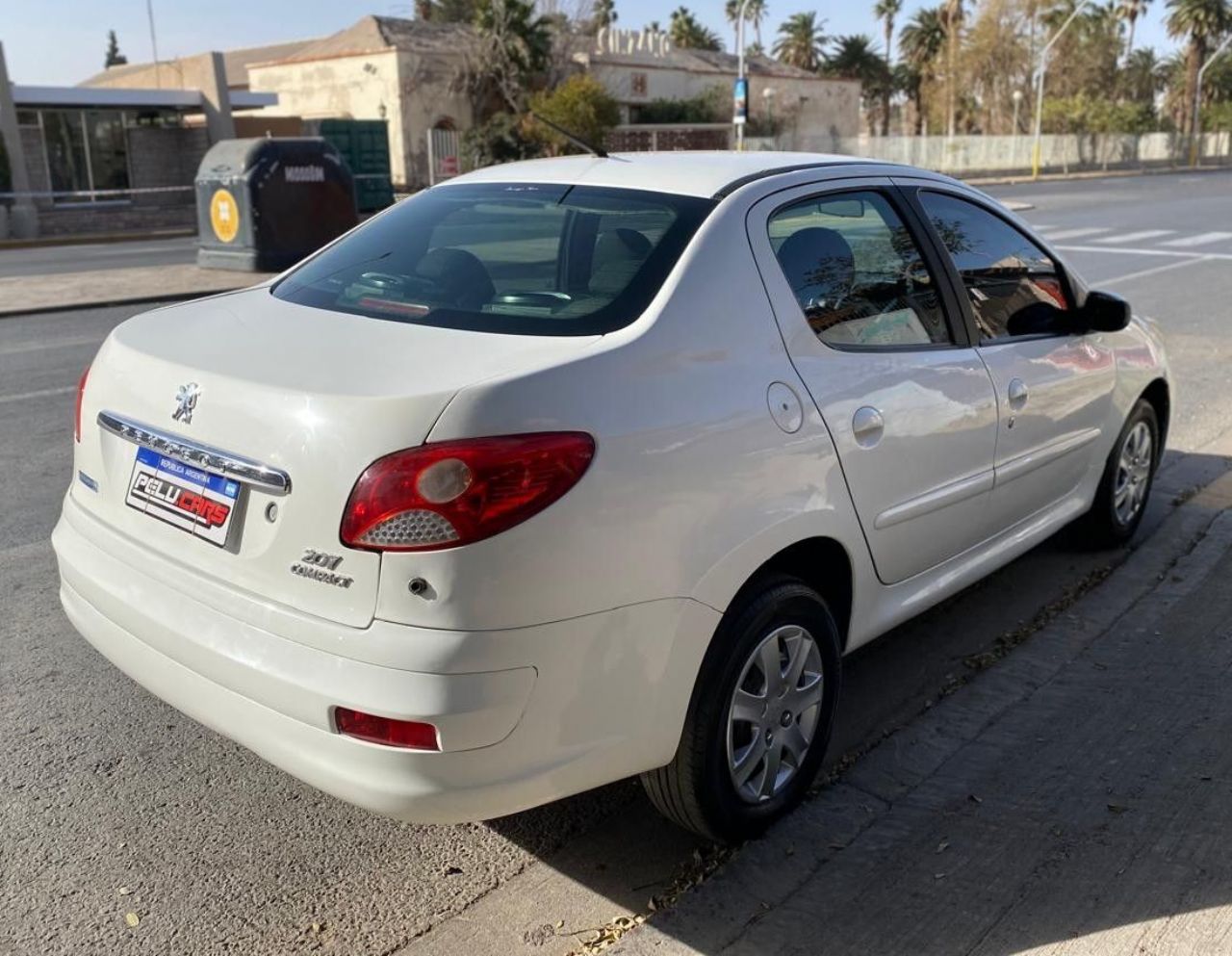 Peugeot 207 Usado Financiado en San Juan, deRuedas