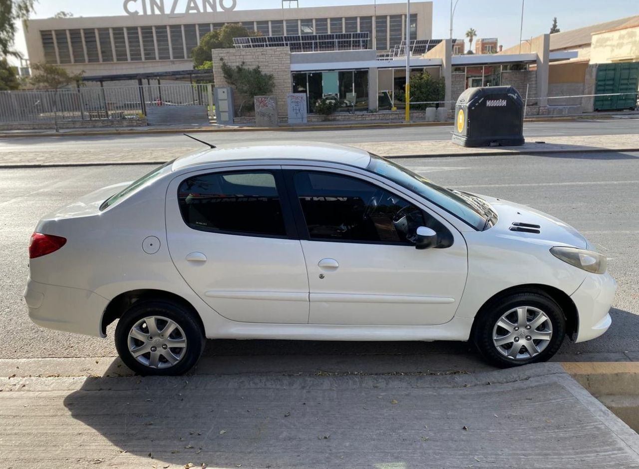 Peugeot 207 Usado Financiado en San Juan, deRuedas