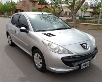 Peugeot 207 Usado en Mendoza Financiado