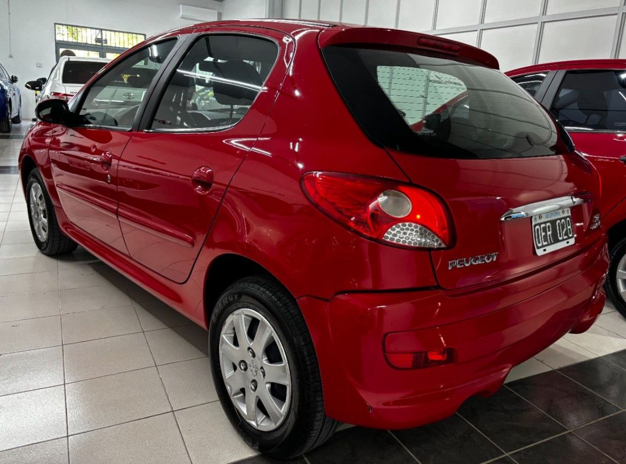 Peugeot 207 Usado Financiado en Mendoza, deRuedas