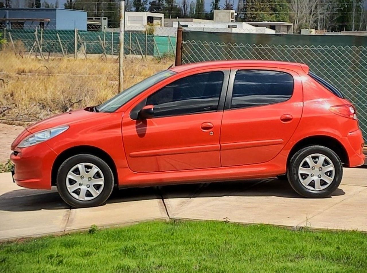 Peugeot 207 Usado en Mendoza, deRuedas