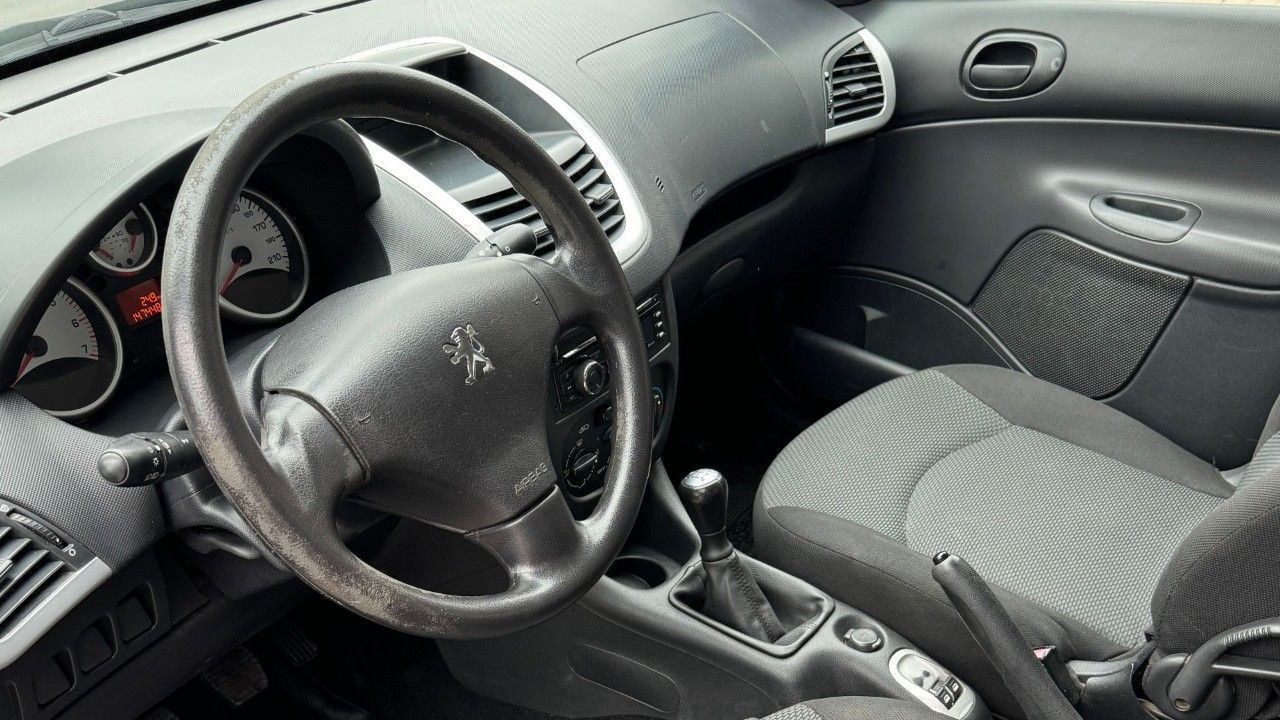 Peugeot 207 Usado Financiado en Córdoba, deRuedas