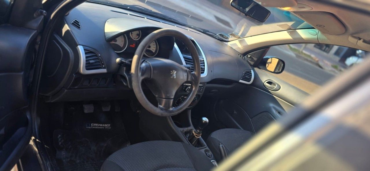 Peugeot 207 Usado en Mendoza, deRuedas