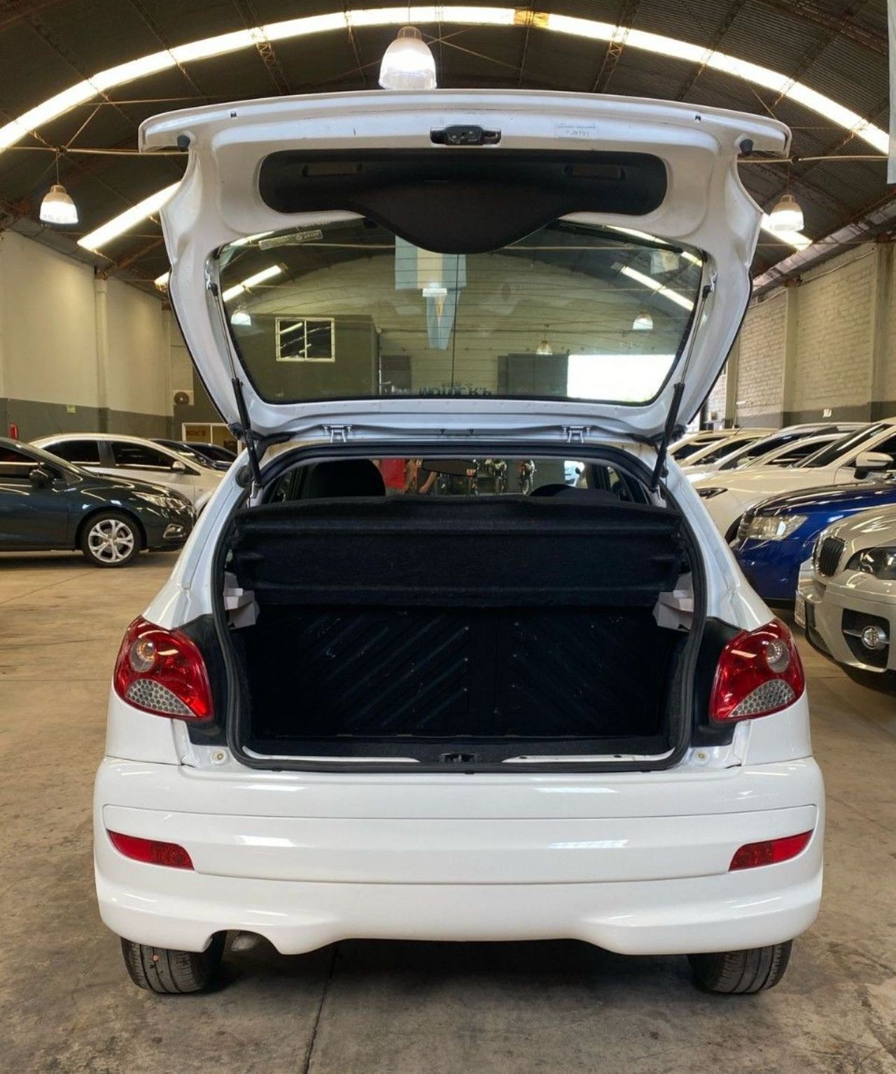 Peugeot 207 Usado en Mendoza, deRuedas