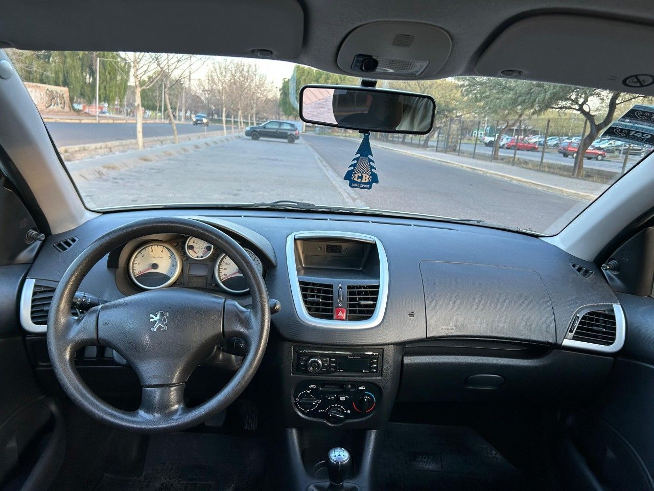 Peugeot 207 Usado Financiado en Mendoza, deRuedas