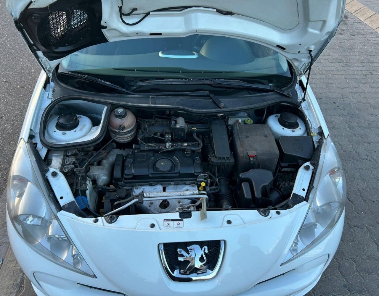 Peugeot 207 Usado Financiado en Mendoza, deRuedas