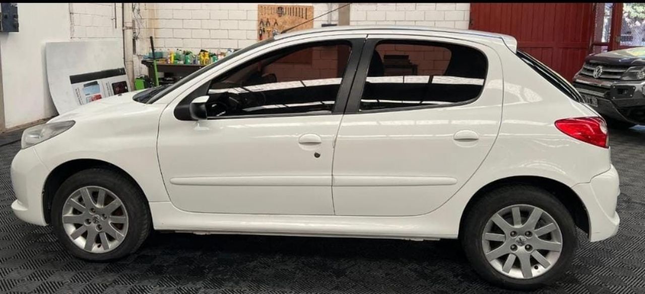 Peugeot 207 Usado Financiado en Córdoba, deRuedas