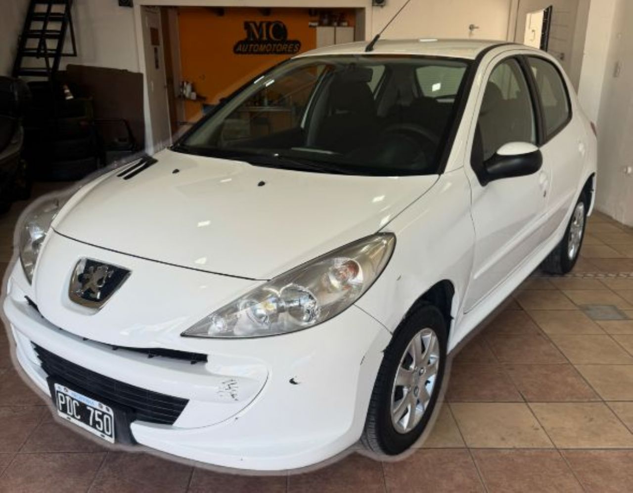 Peugeot 207 Usado Financiado en Mendoza, deRuedas