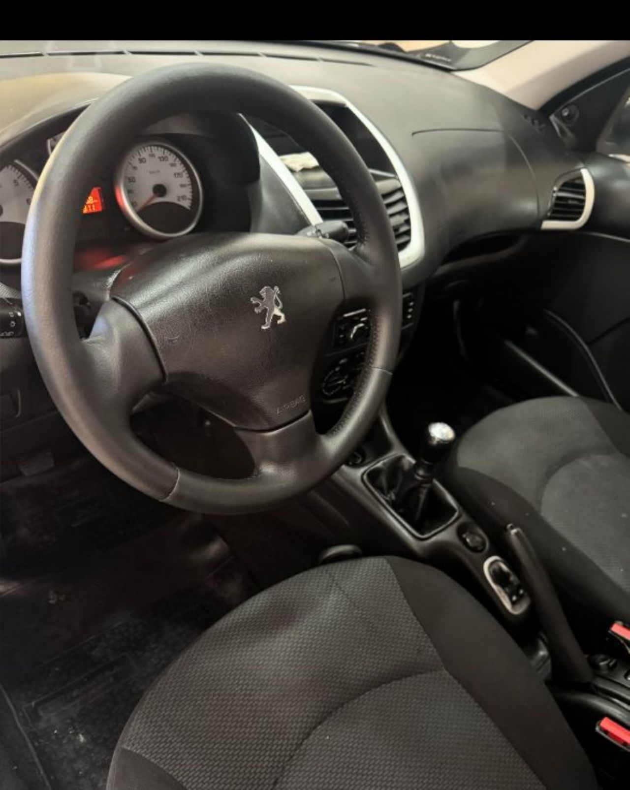 Peugeot 207 Usado Financiado en Mendoza, deRuedas