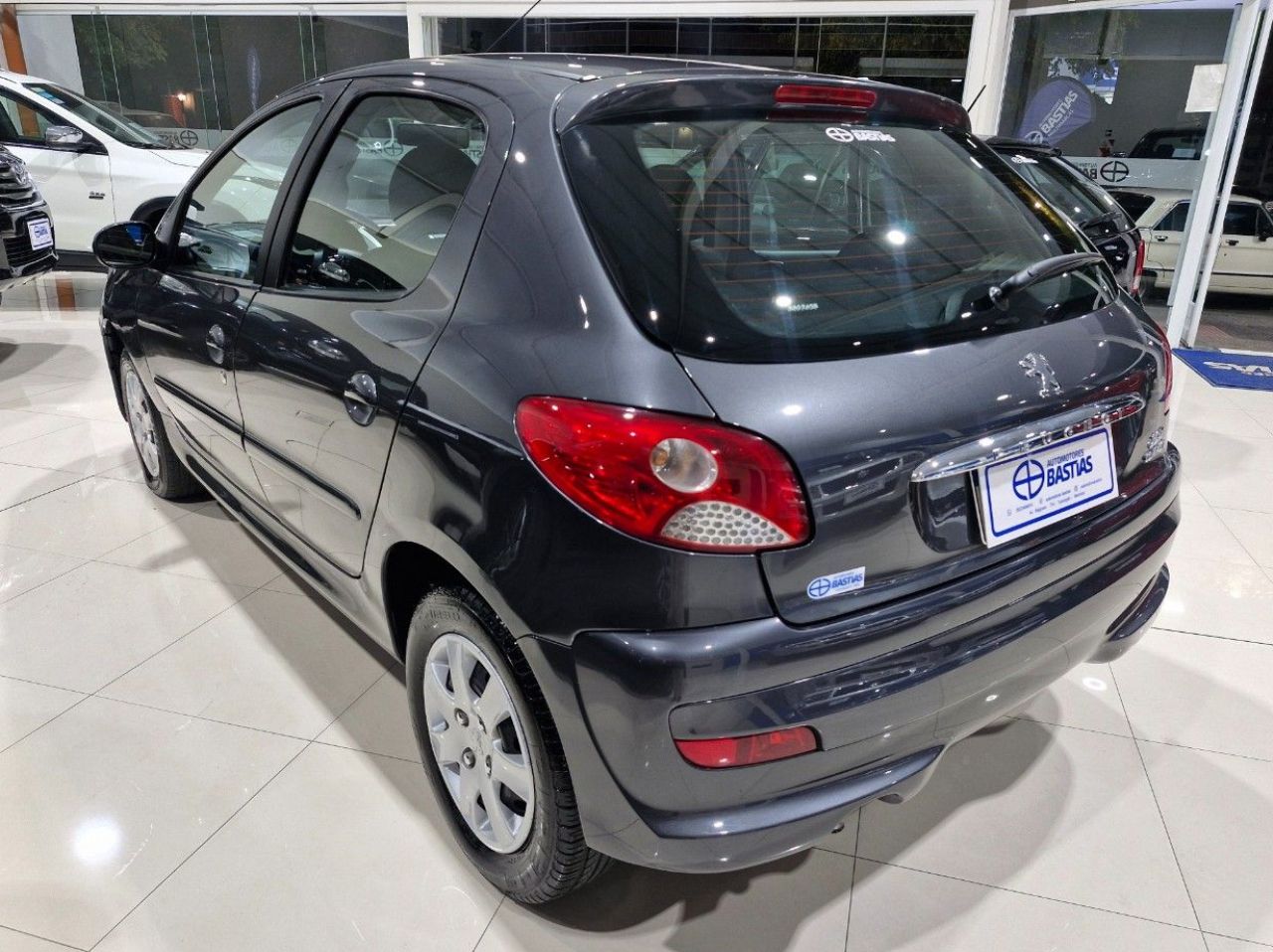 Peugeot 207 Usado Financiado en Mendoza, deRuedas