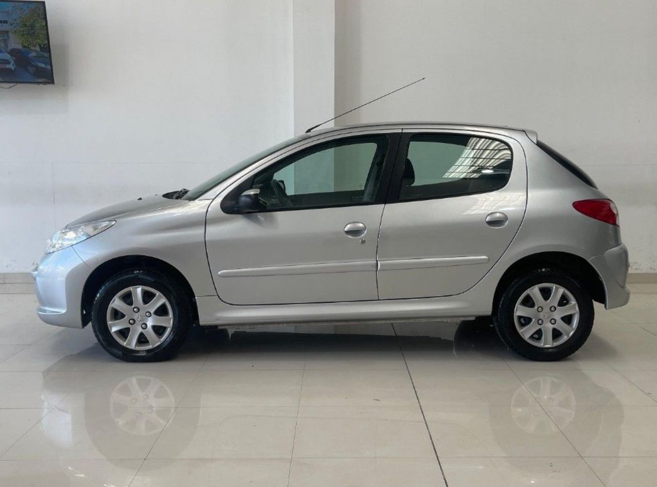 Peugeot 207 Usado Financiado en Mendoza, deRuedas
