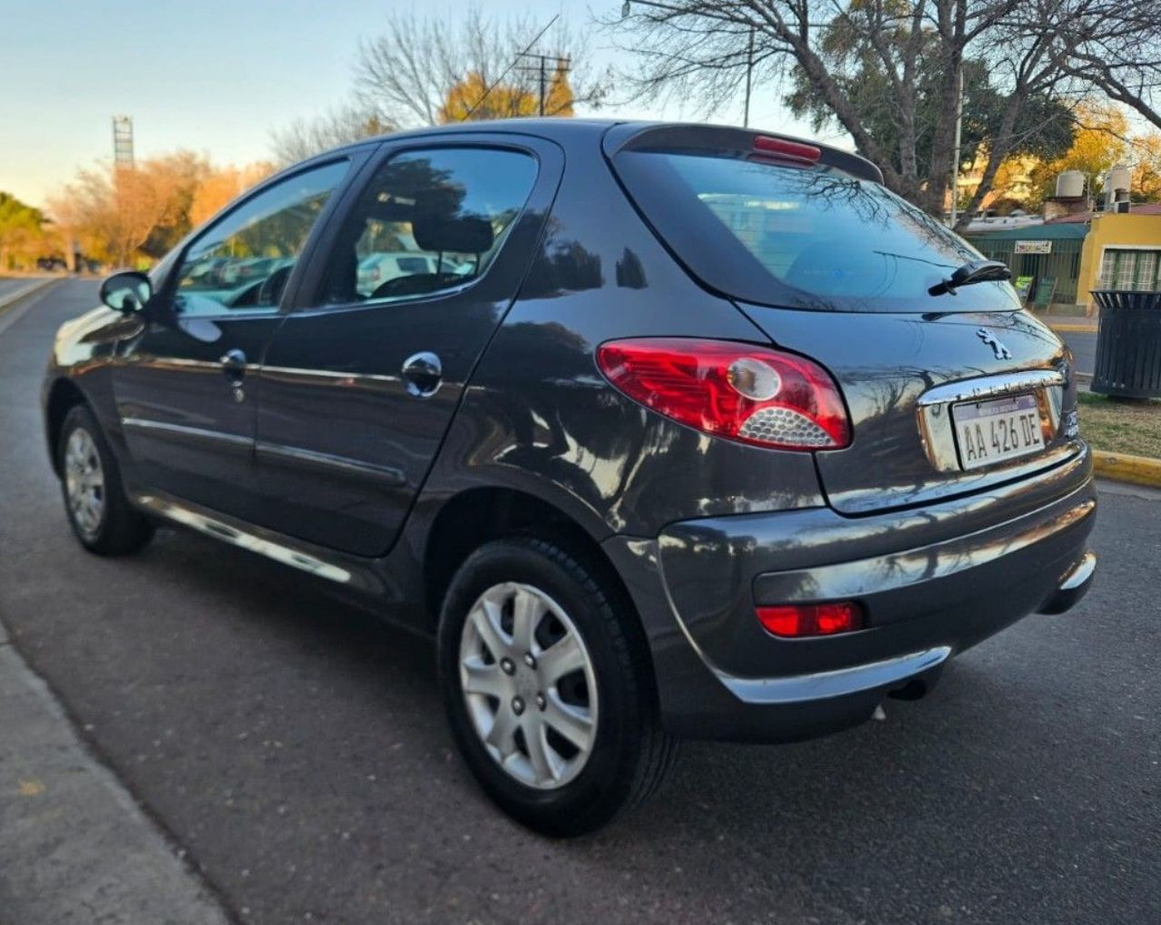 Peugeot 207 Usado Financiado en Mendoza, deRuedas