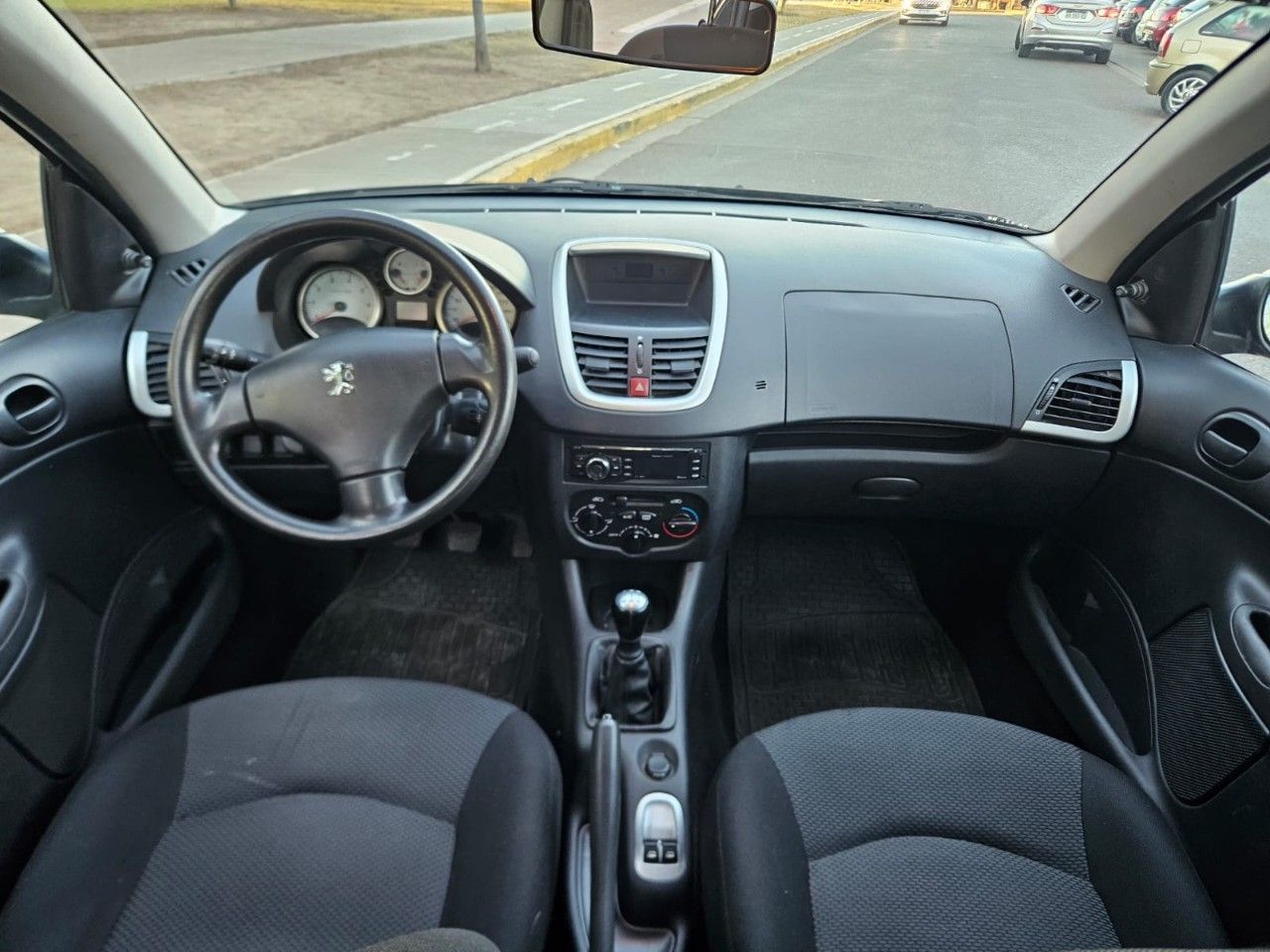 Peugeot 207 Usado Financiado en Mendoza, deRuedas