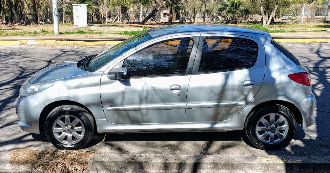 Peugeot 207 Usado en Mendoza, deRuedas